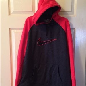 Women’s Nike Sweatshirt